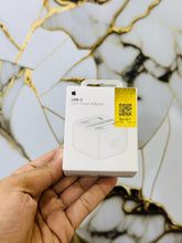 USB-C 20W POWER ADAPTER IPHONEE ORIGINAL SHOE